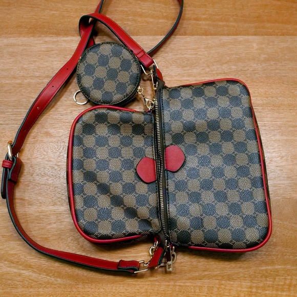 Evanna Crossbody Bag Set - Picture 6 of 7